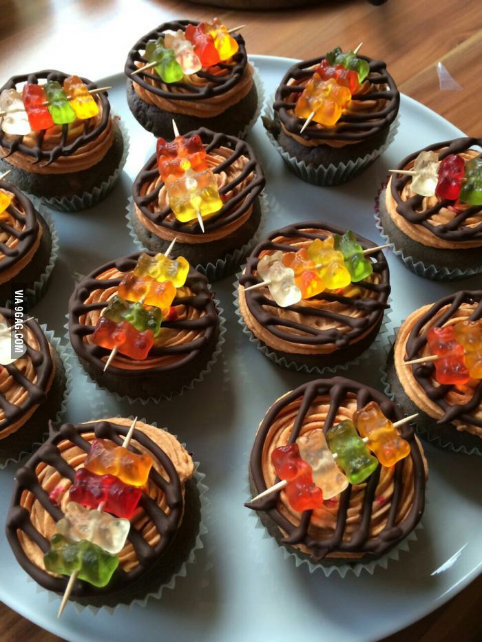 My girlfriend made BBQ-Cupcakes