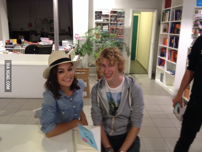 I met her last year. Touching wasn&#039;t permitted.