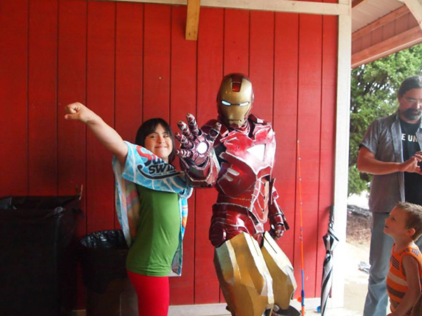 This Guy Dressed As Iron Man Attends A Charity For Kids With Disabilities Every Year. His Story Is Beautiful