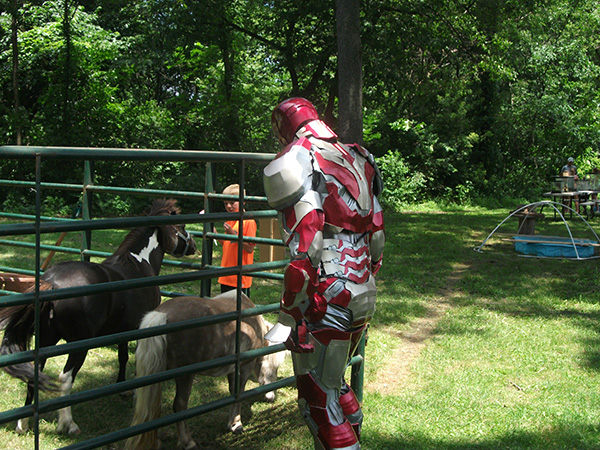 This Guy Dressed As Iron Man Attends A Charity For Kids With Disabilities Every Year. His Story Is Beautiful