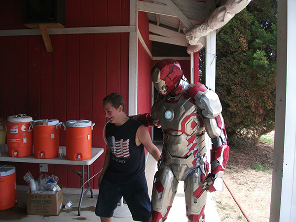 This Guy Dressed As Iron Man Attends A Charity For Kids With Disabilities Every Year. His Story Is Beautiful