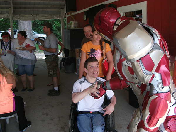 This Guy Dressed As Iron Man Attends A Charity For Kids With Disabilities Every Year. His Story Is Beautiful