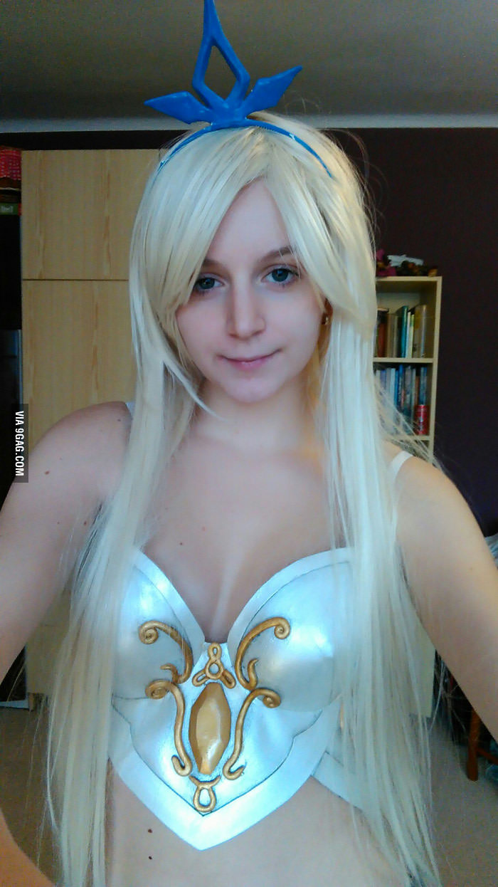 My first cosplay: the top part of Janna [LoL] is done :3