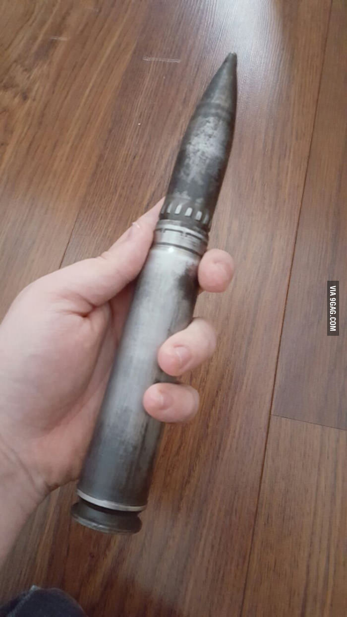 So I just found this bad boy near Vlieland, The Netherlands. 25cm F16 bullet