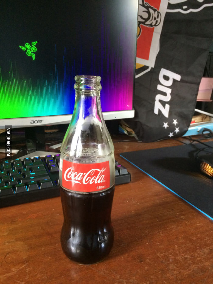 Who else here likes drinking out of glass bottles instead of cans? P.S. PC MasterRace