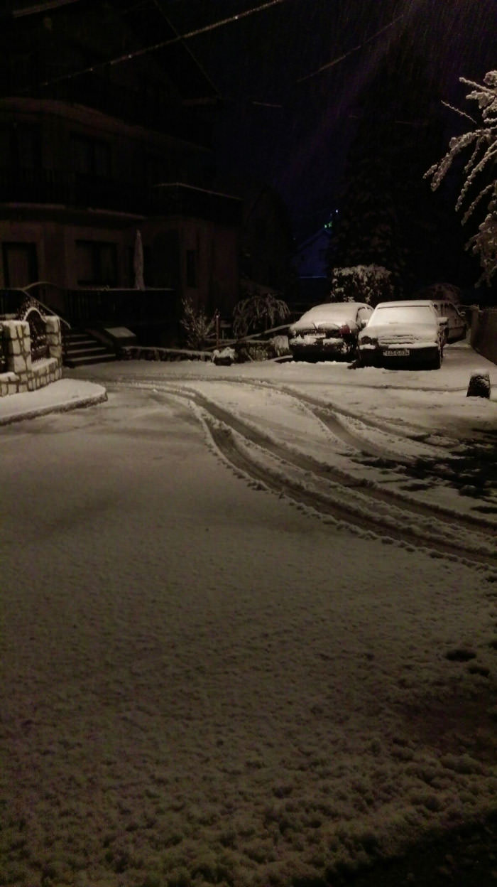 19 April snowfall in Fojnica, Bosnia and Herzegovina