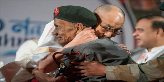 Dalai Lama hugs the Indian soldier who escorted him to safety after the fall of Tibet 58 yrs ago