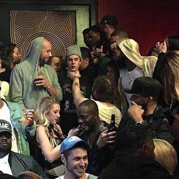 This picture of Justin Bieber getting choked at a nightclub looks like a Renaissance painting.