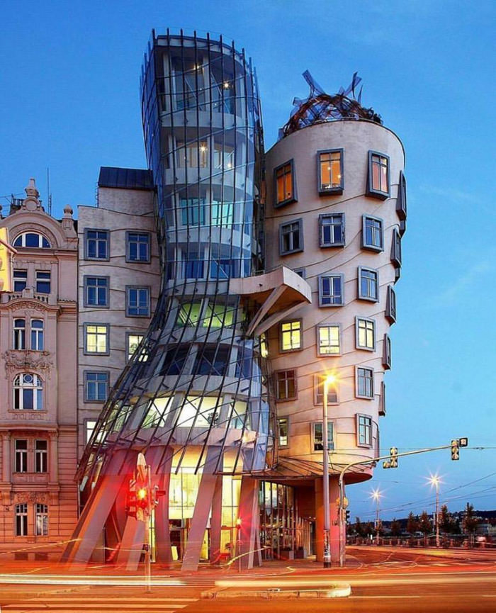 The Dancing House by Vlado Milunić (Prague, Czech Republic)